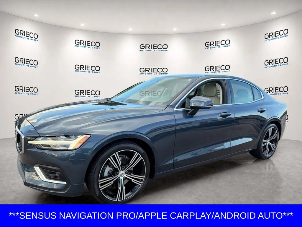 Used 2021 Blue Volvo T5 Inscription image 3