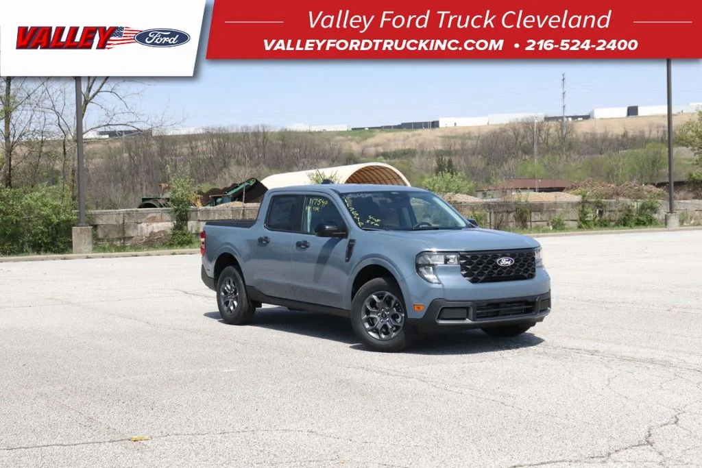 New 2026 Gray Ford XLT image 1