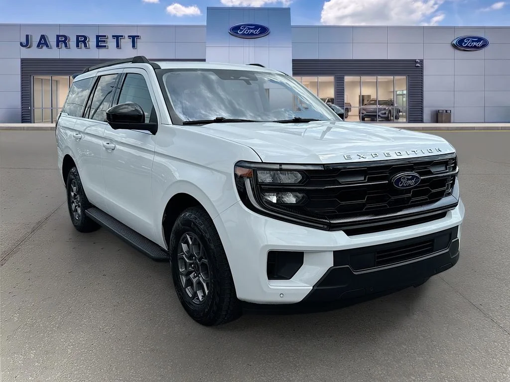 Certified Used 2025 White Ford Active image 1