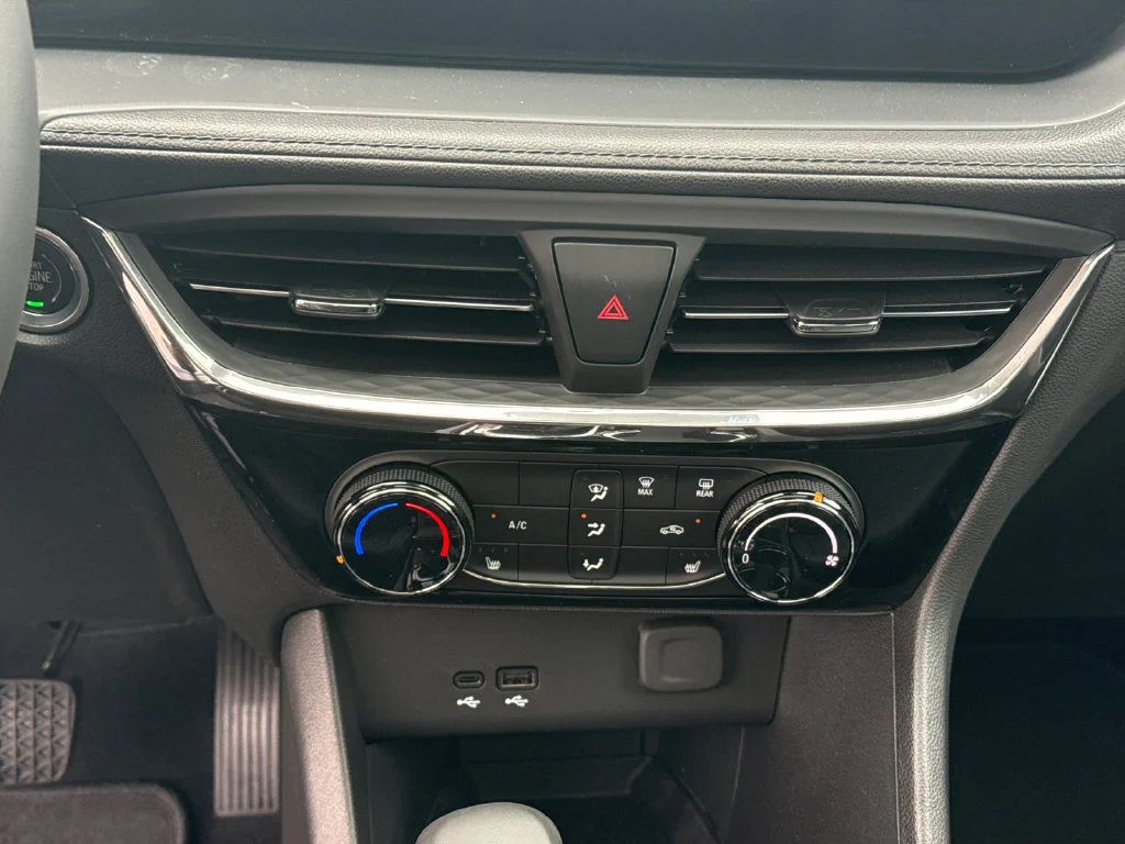 2026 Buick Encore GX Sport Touring - Photo 23