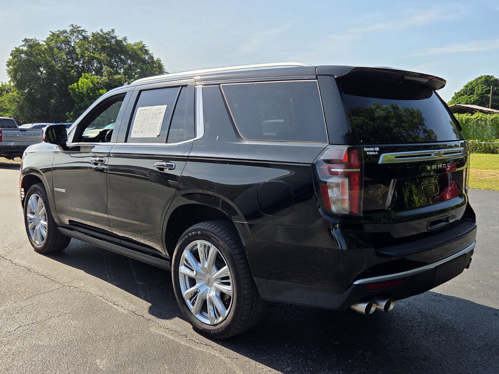 Used 2022 Black Chevrolet High Country image 3