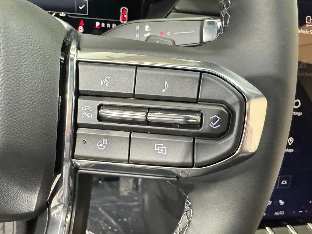 2026 GMC Acadia Elevation - Photo 17