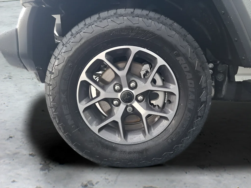 New 2026 Bright White Clearcoat Jeep Sport S image 28