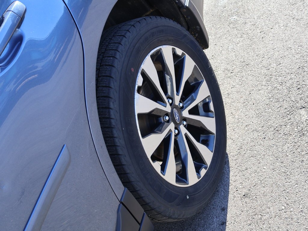 Used 2017 Blue Subaru 2.5i image 34