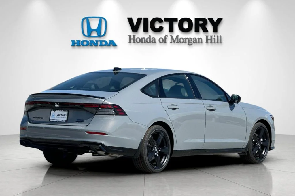New 2026 Urban Gray Pearl Honda Sport-L image 4