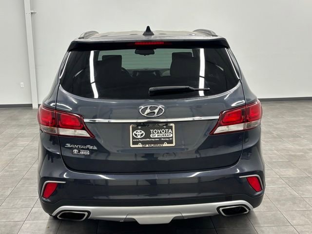 Used 2017 Night Sky Pearl Hyundai SE image 3