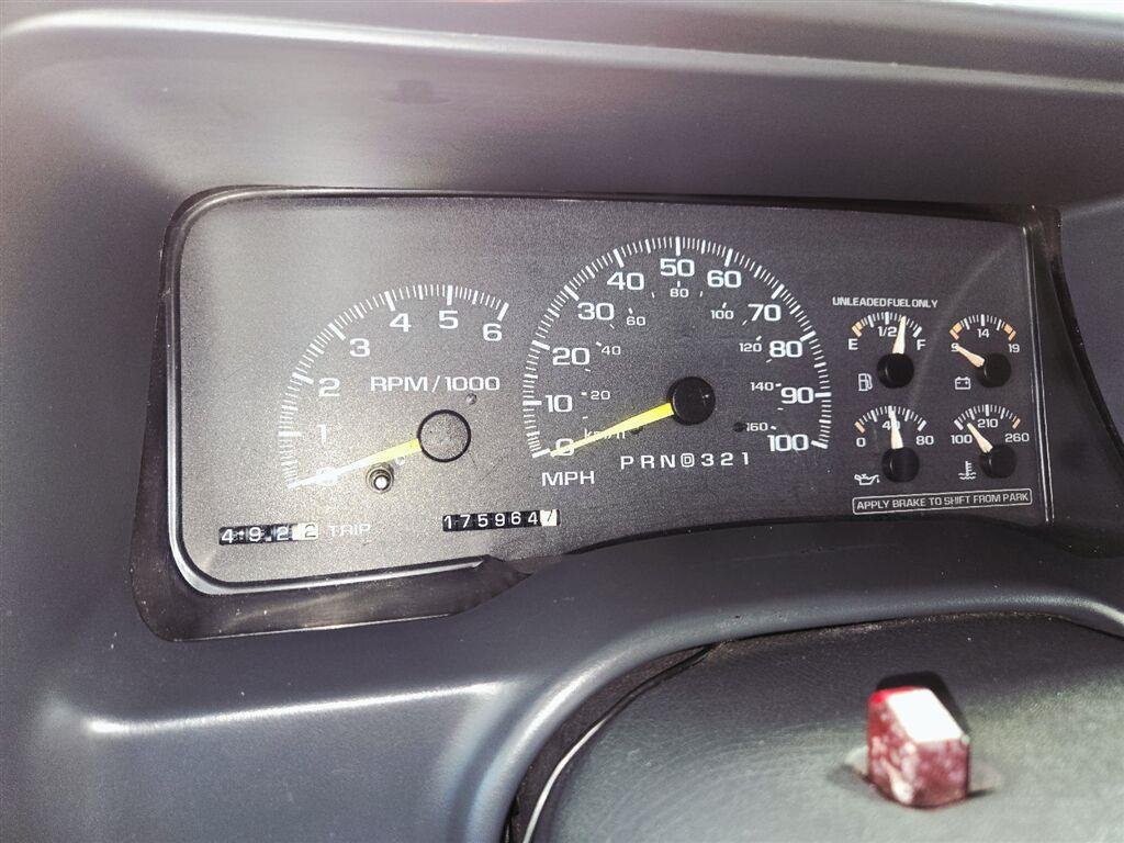 Used 1999 Summit White GMC BASE image 14