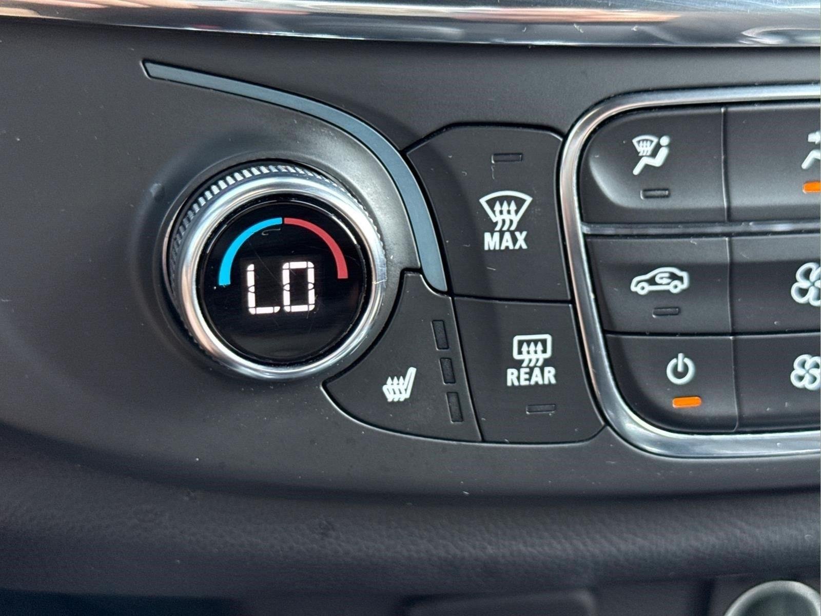 Used 2023  CHEVROLET LT image 25