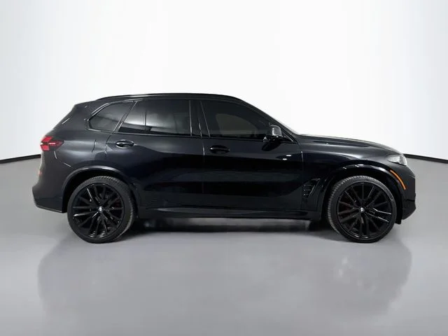 Used 2024 Black BMW xDrive40i image 4