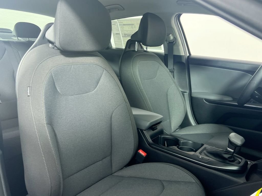 New 2026 Steel Gray Kia LXS image 30