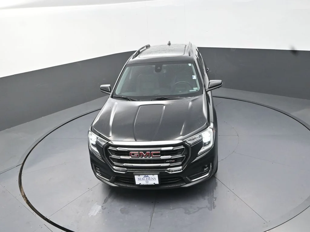 Used 2022 Black GMC AT4 image 15