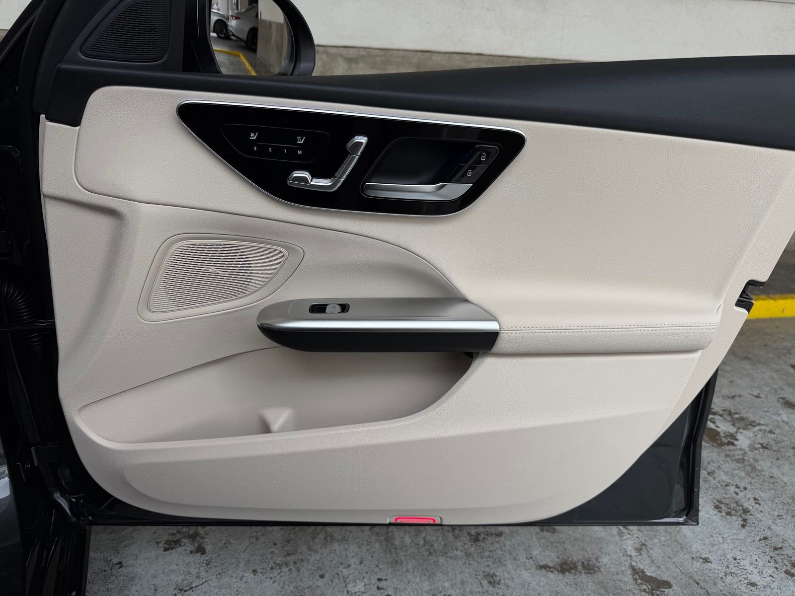 New 2026 Graphite Grey Metallic Mercedes-Benz C 300 image 17