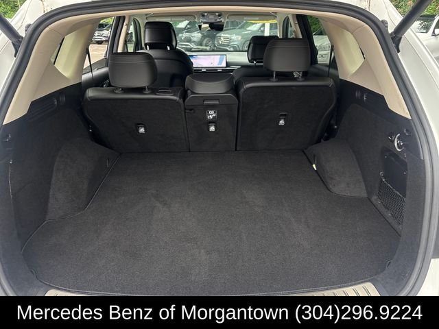 Used 2025 White Genesis 2.5T image 14