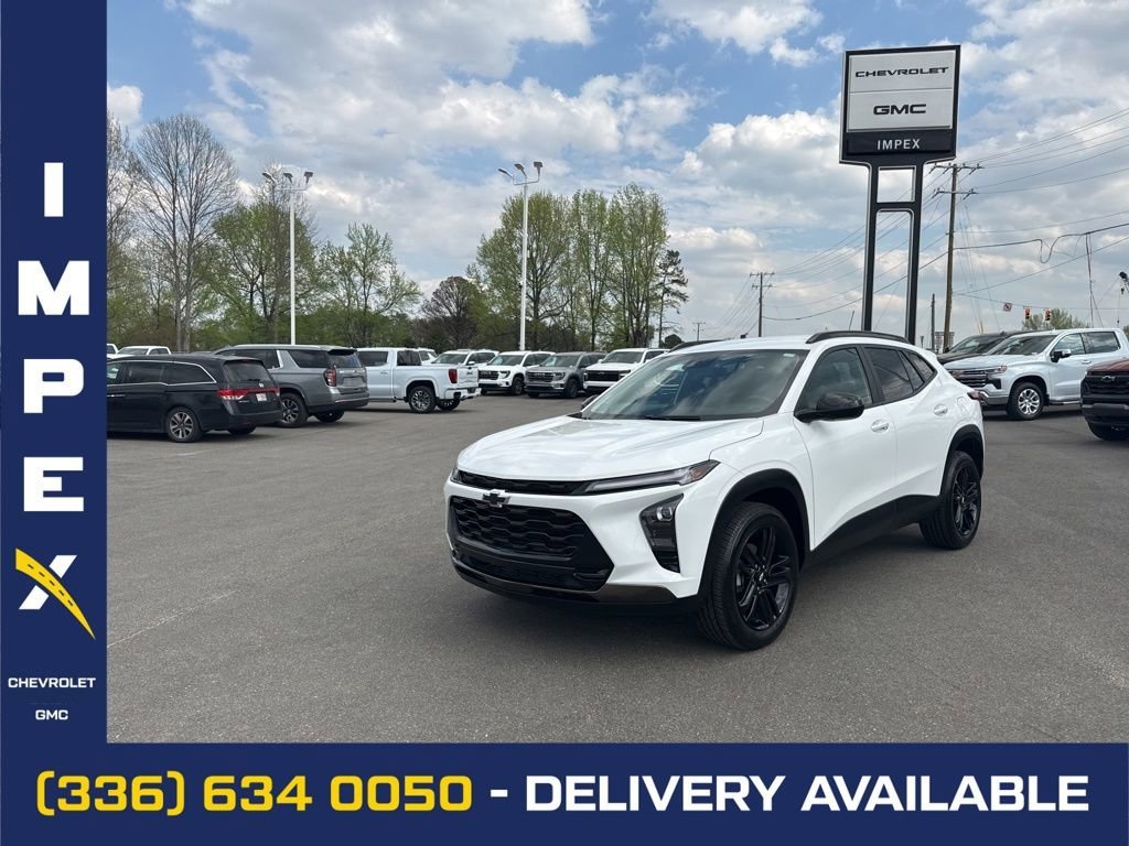 Summit White 2024 Chevrolet Trax Activ FWD SUV / Crossover Front-Wheel Drive