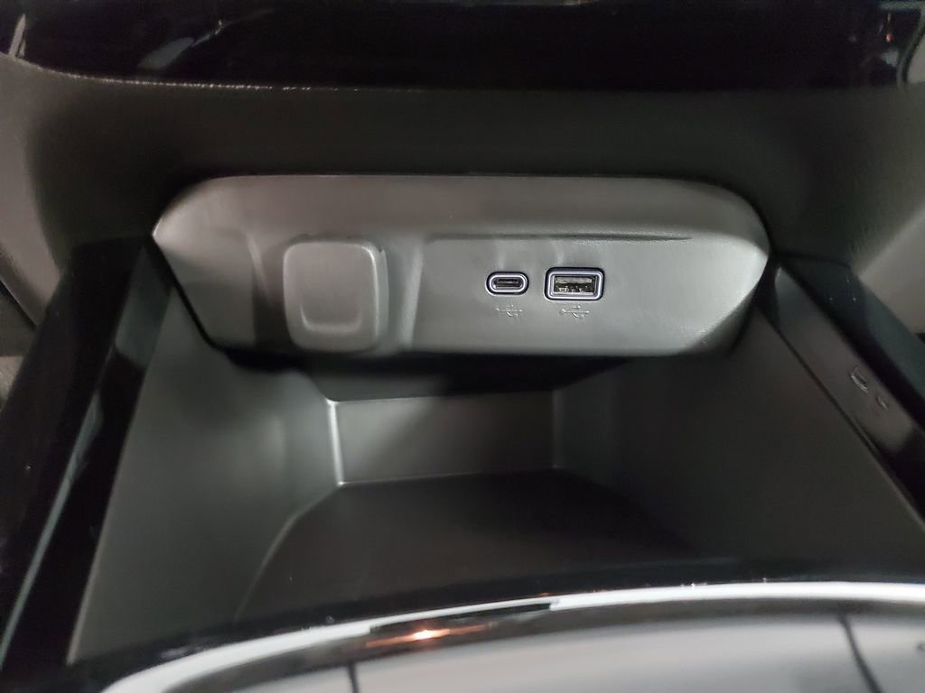 New 2026 White Sands Chevrolet ACTIV image 29