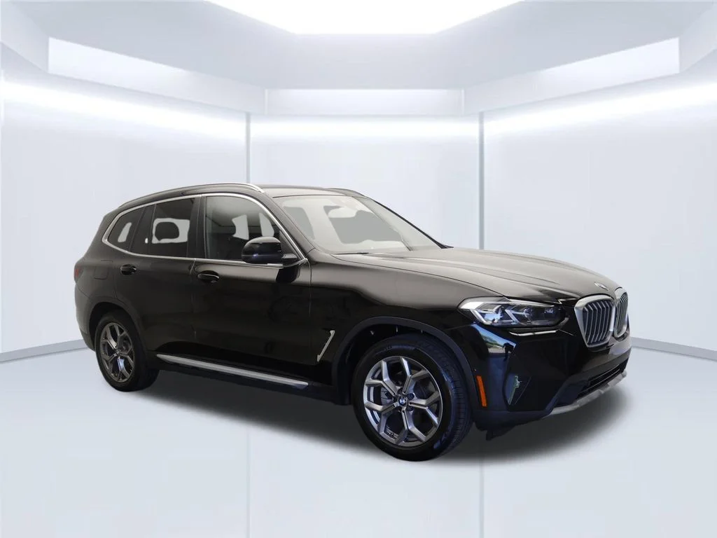 Used 2023 Jet Black BMW xDrive30i image 7