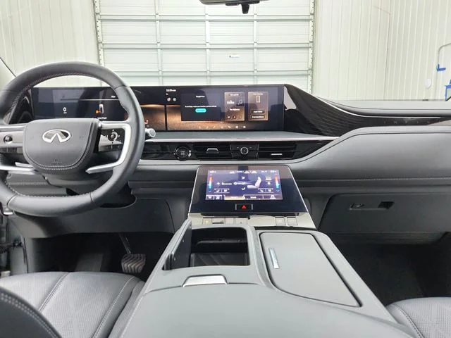 Used 2025  INFINITI SENSORY image 29