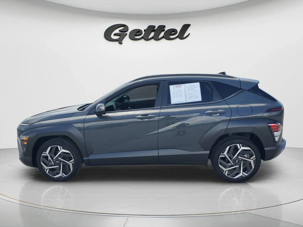 Used 2026 Gray Hyundai SEL Premium image 8