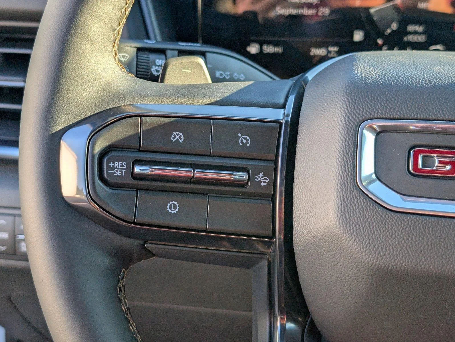 New 2027 Summit White GMC AT4 image 28