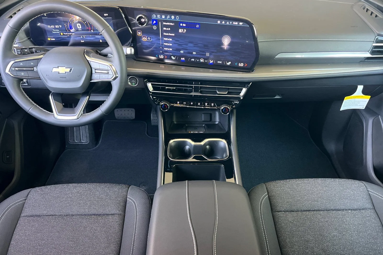 New 2027 Mosaic Black Metallic Chevrolet LT image 13