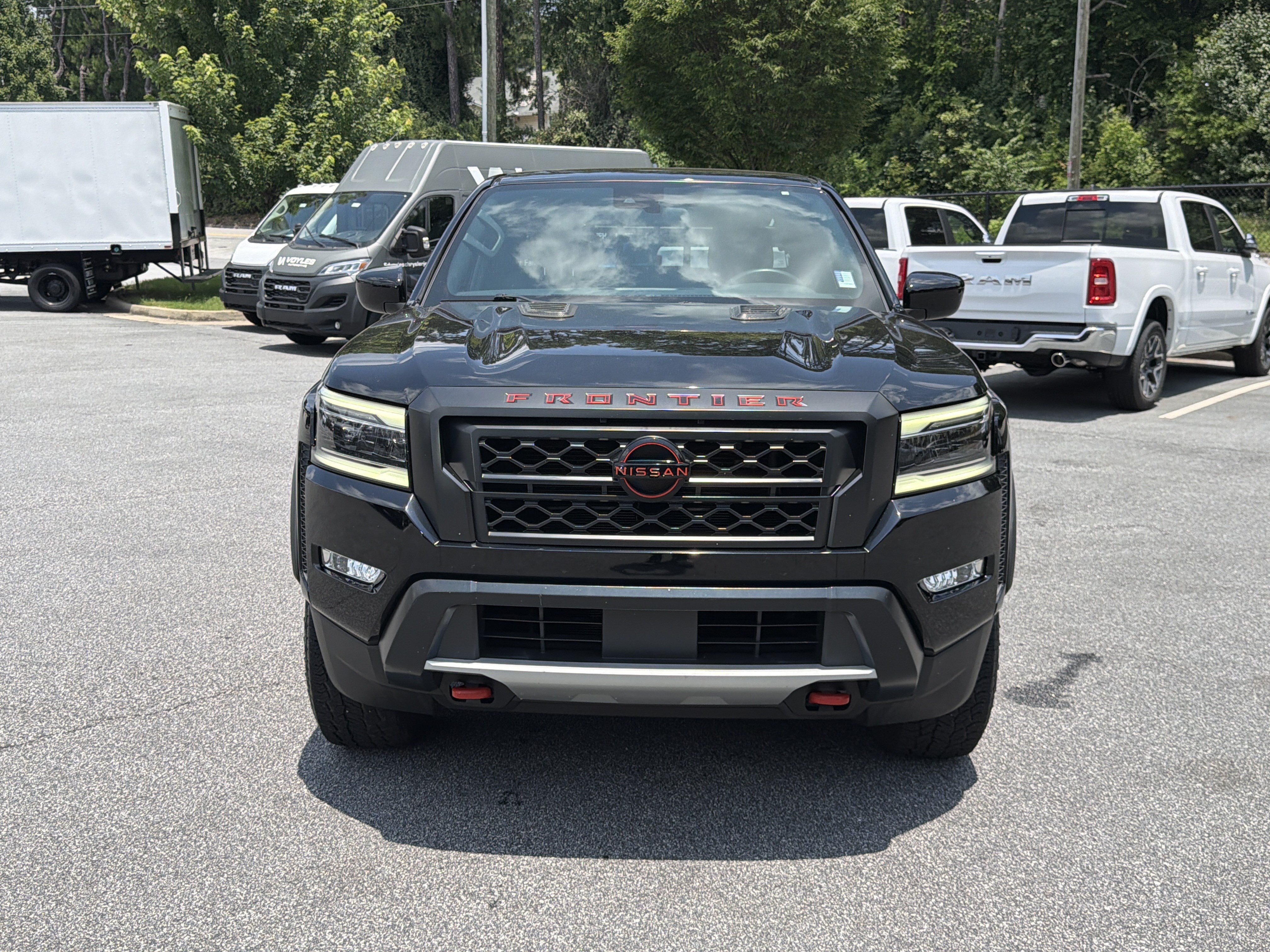 Used 2022 Super Black Nissan PRO-X image 2