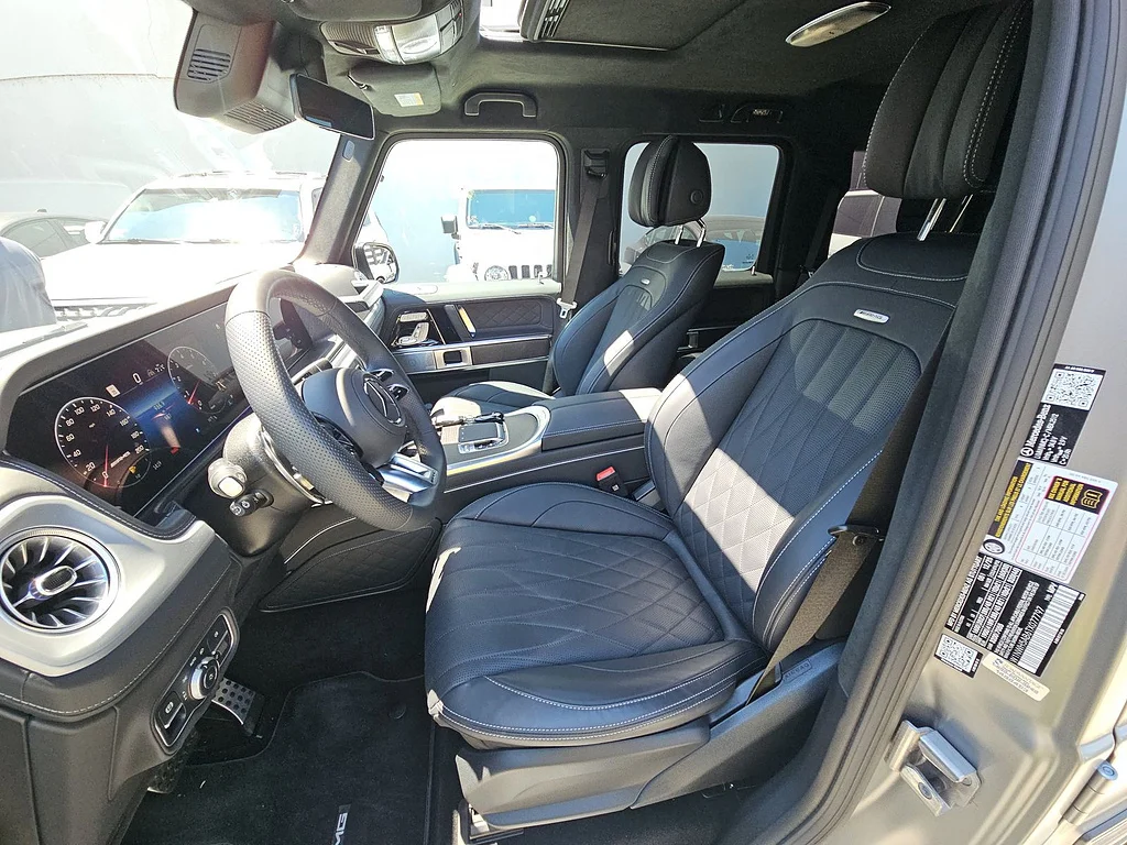 Used 2026 MANUFAKTUR Platinum Magno Mercedes-Benz AMG® G 63 image 6