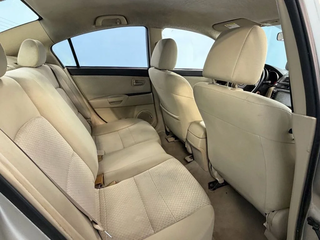 Used 2004 Beige Mazda i Base image 13