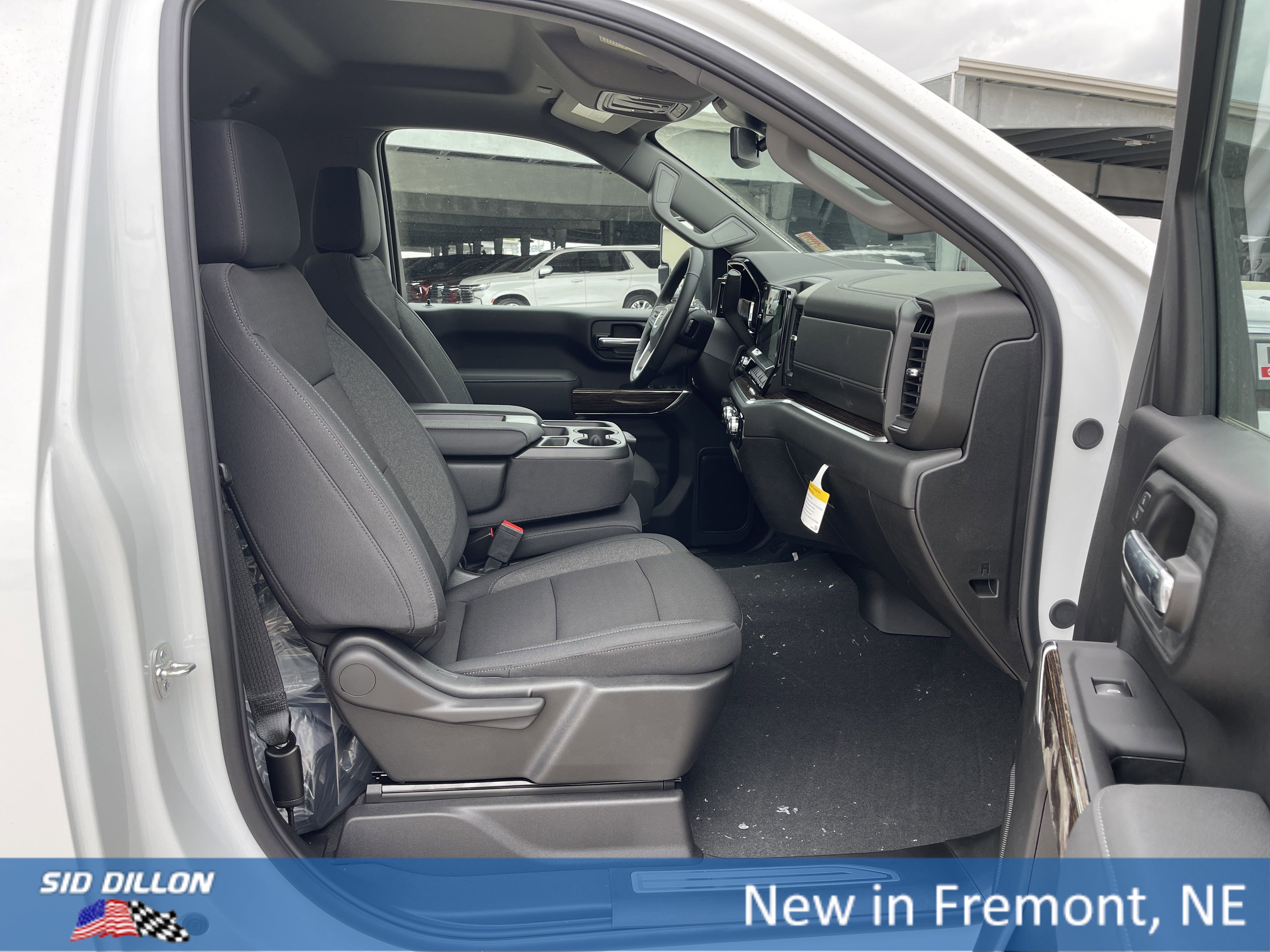 2025 GMC Sierra 2500HD SLE - Photo 10