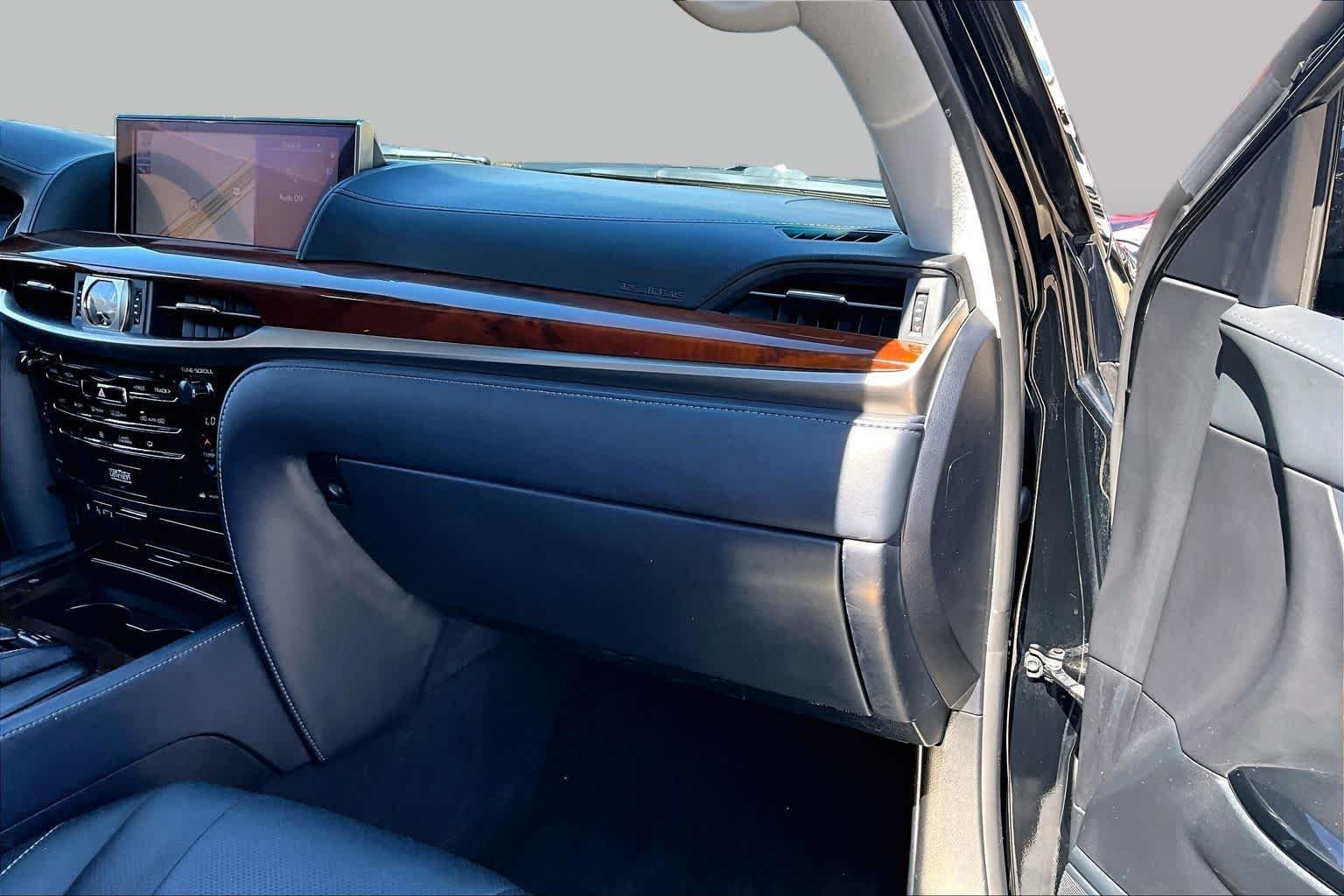 Used 2021 Black Onyx Lexus  image 19