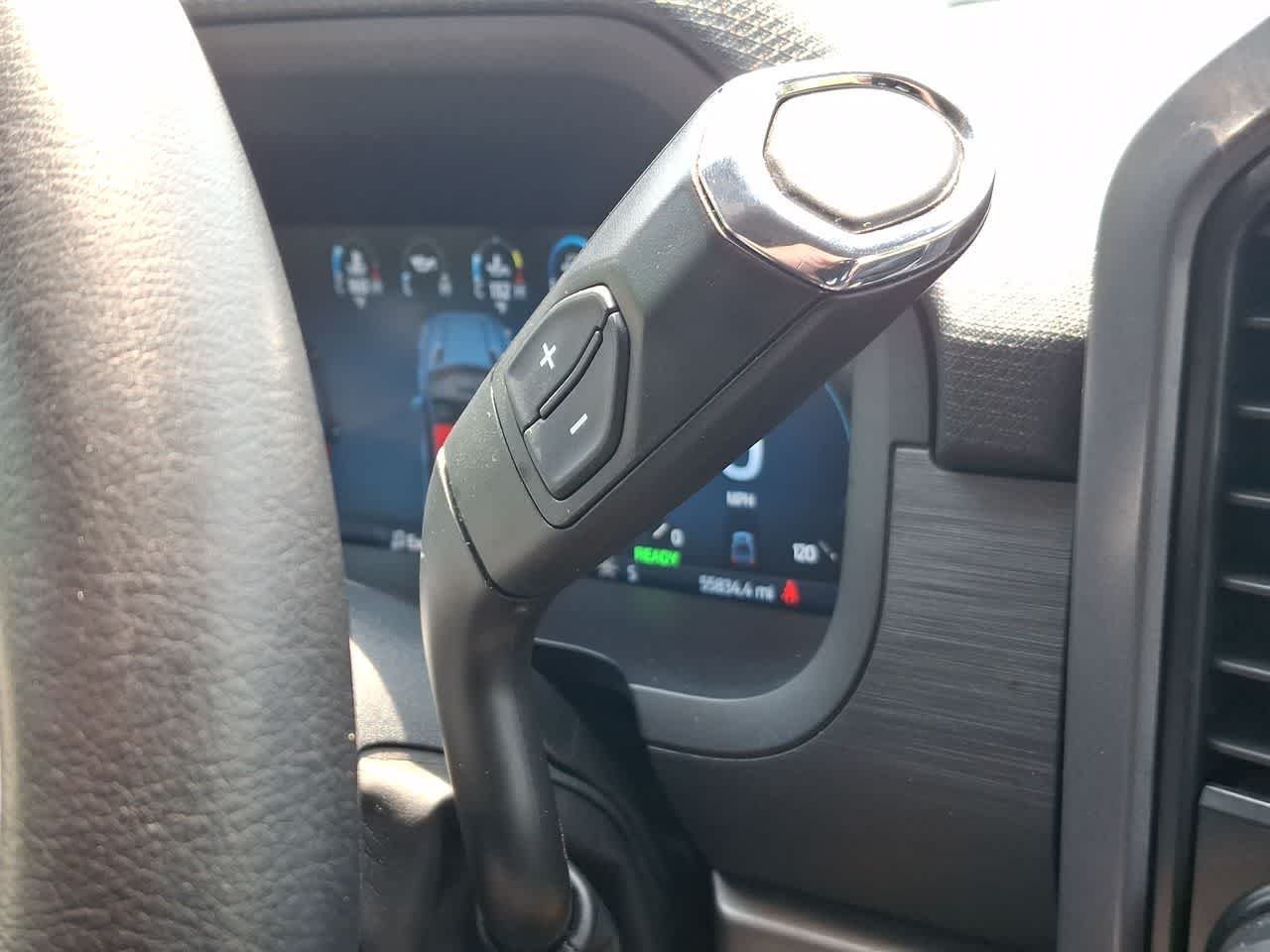Used 2024 Agate Black Metallic Ford XLT image 18