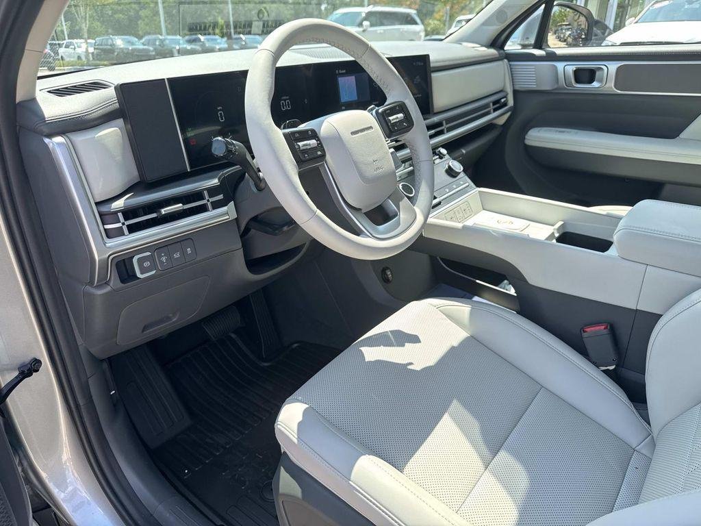 New 2026 Shimmering Silver Hyundai SEL image 8