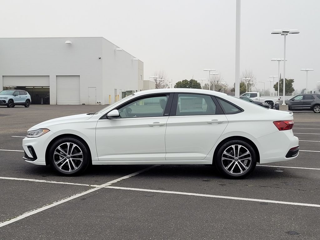 New 2026 White Volkswagen 1.5T Sport image 8