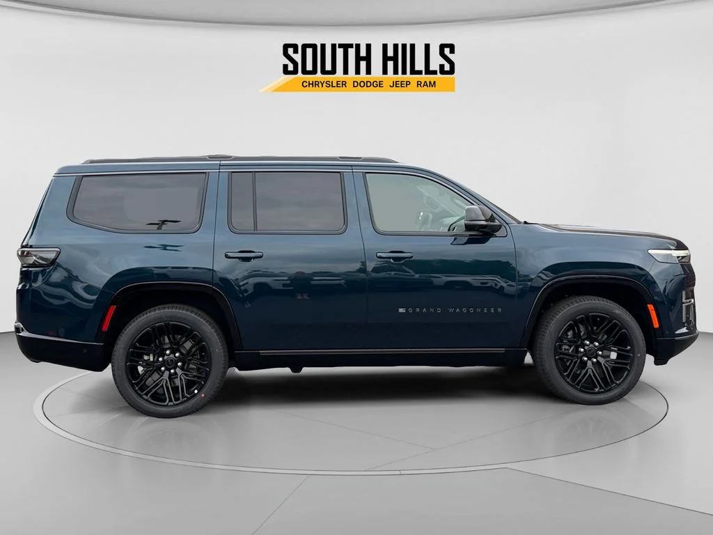 New 2026 Fathom Blue Pearl-Coat Exterior Paint Jeep Limited Reserve image 6