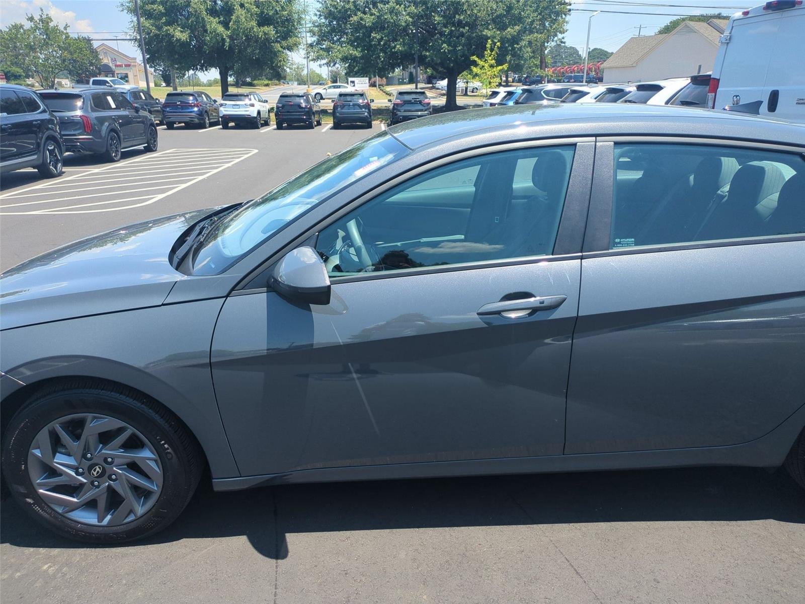 Used 2024 Ecotronic Gray Hyundai SEL image 26