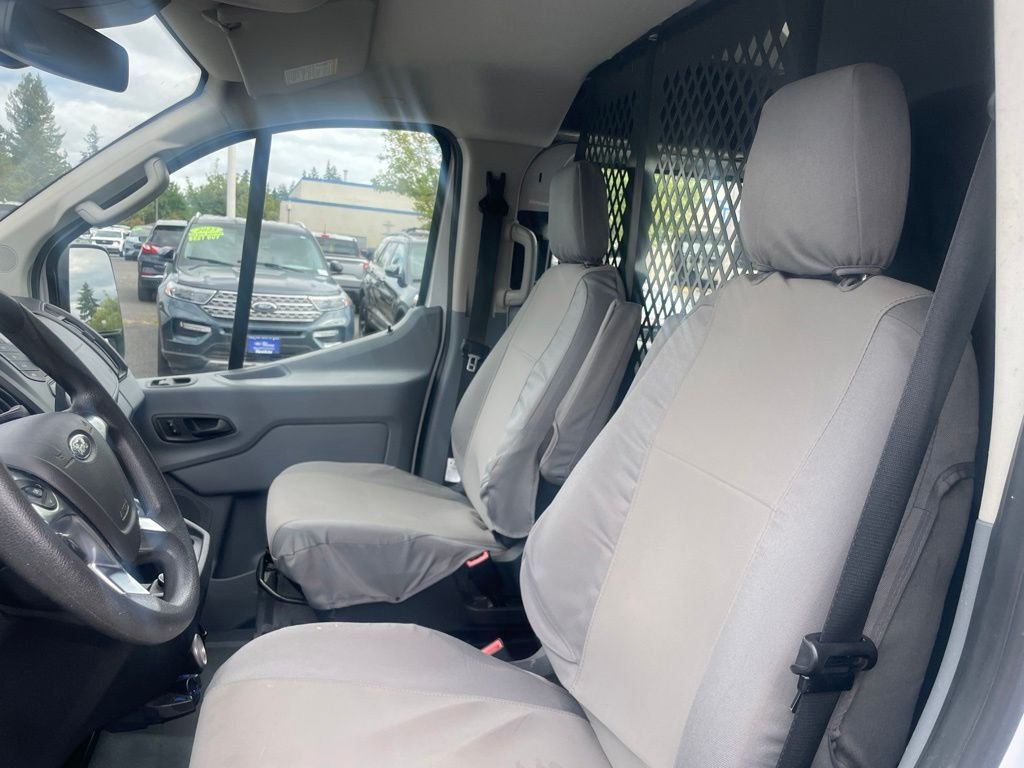 Used 2019 Oxford White Ford Base image 13