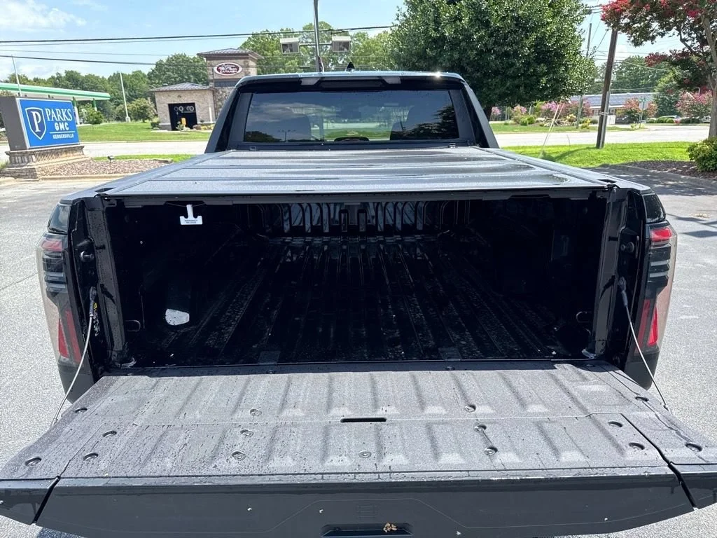 2026 GMC Sierra EV Elevation - Photo 23