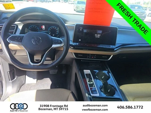 Used 2024 Silver Volkswagen 2.0T SE w/Technology image 14