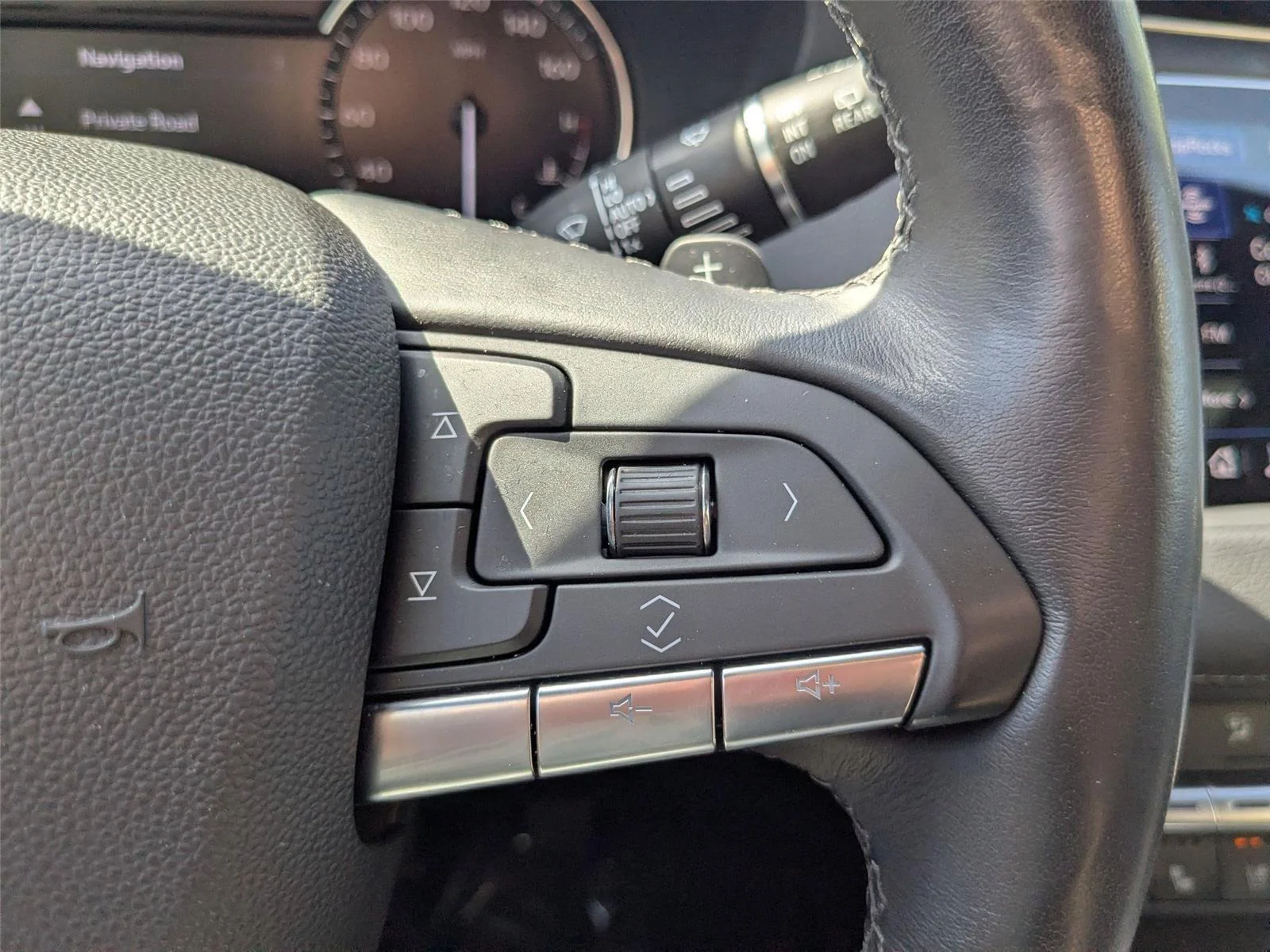 Used 2021 Twilight Blue Metallic Cadillac FWD Premium Luxury image 18