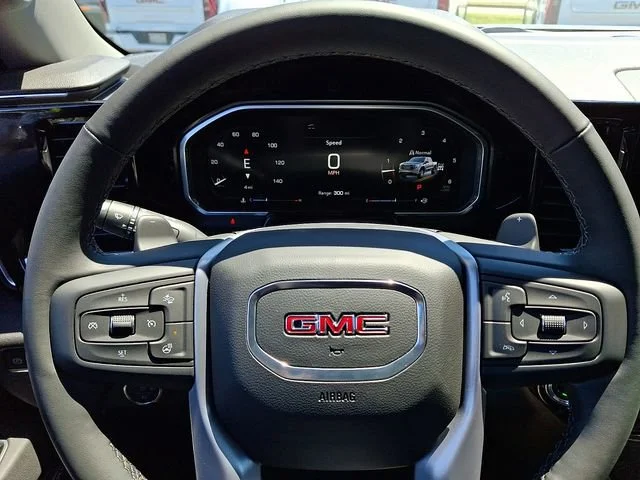 New 2026 Sterling Metallic GMC Elevation image 18