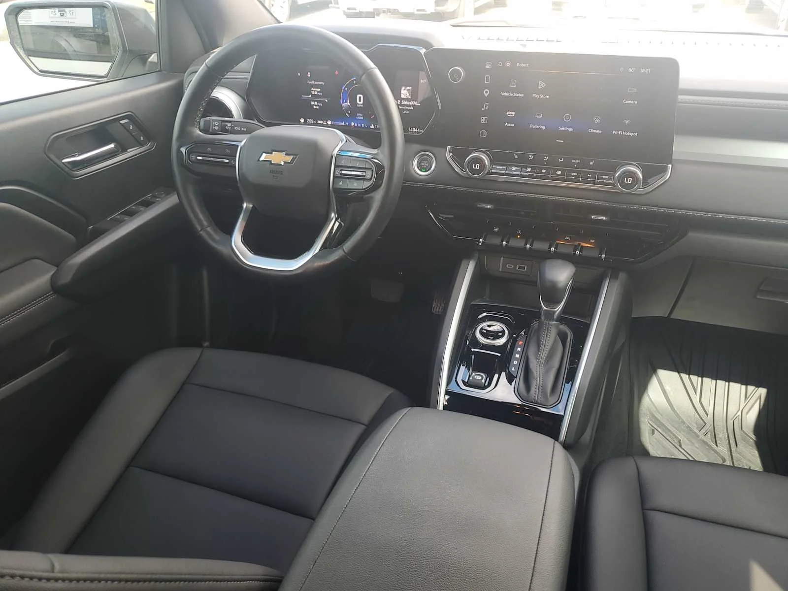 Used 2024 Summit White Chevrolet LT image 19