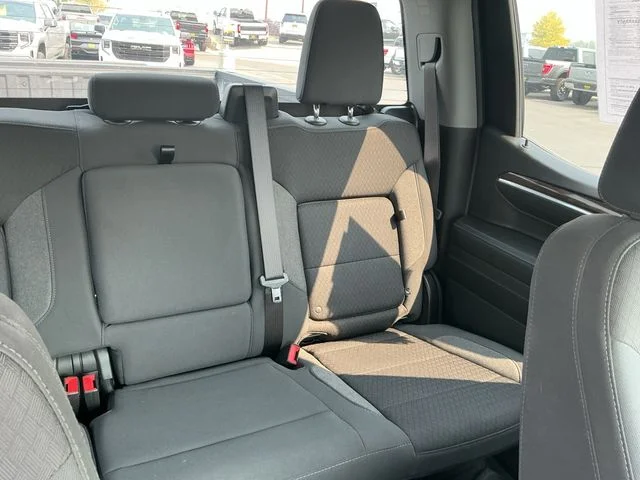 Used 2024 Silver GMC Elevation image 19