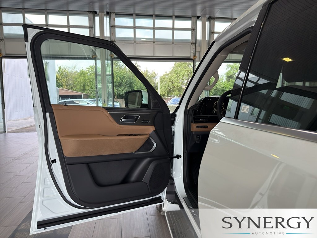 New 2027 Radiant White INFINITI LUXE image 23
