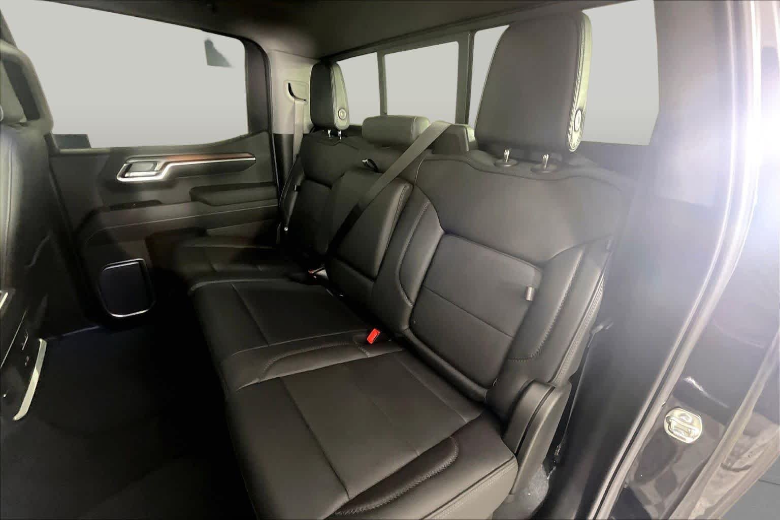 Used 2026 Onyx Black GMC Denali image 19