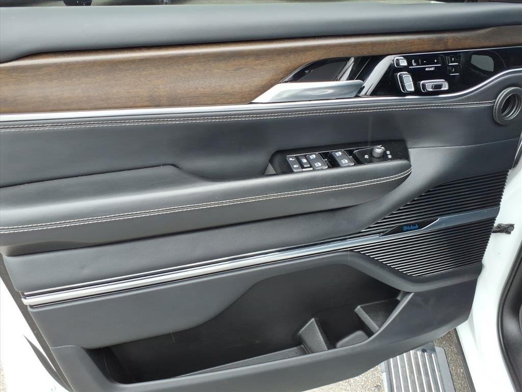 2022 Jeep Grand Wagoneer Series II - Photo 14