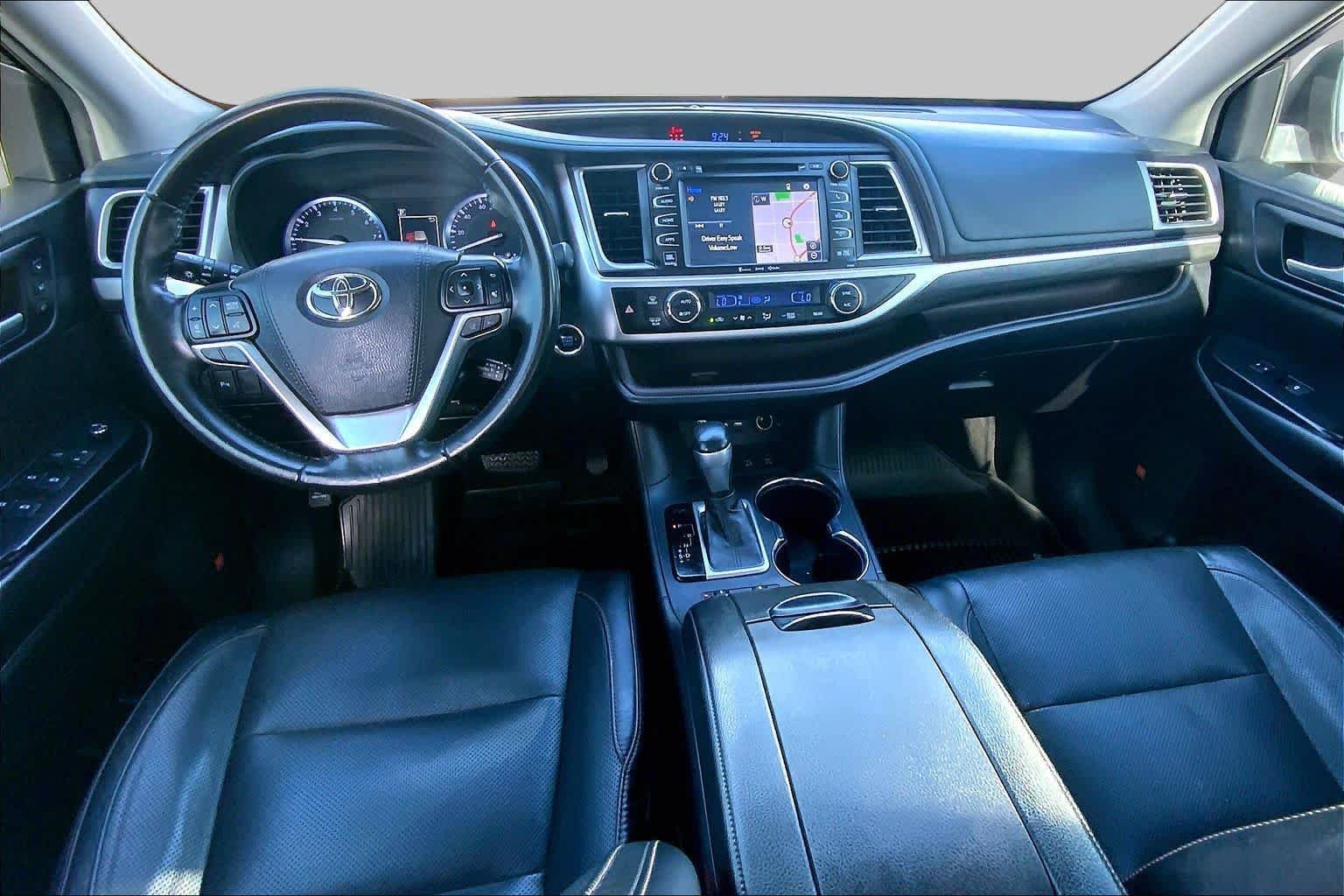 Used 2019 Blizzard Pearl Toyota Limited image 16