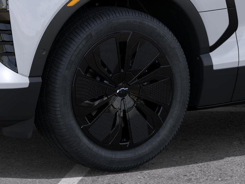 New 2026 Summit White Chevrolet LT image 9