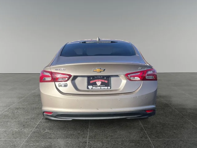 Used 2024 Mineral Gray Metallic Chevrolet 2LT image 4