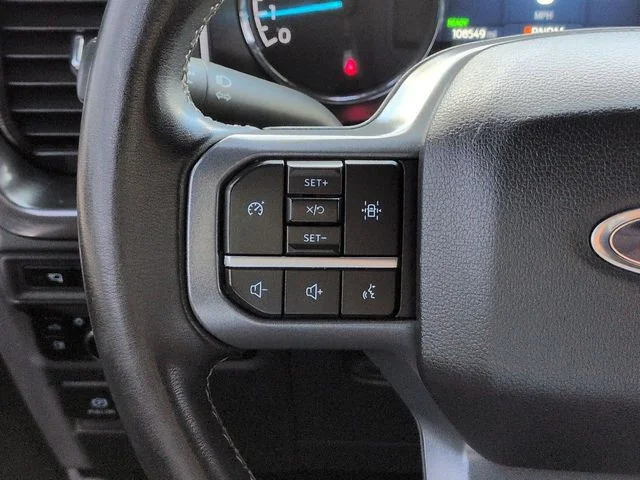 Used 2023 Agate Black Metallic Ford XLT image 24