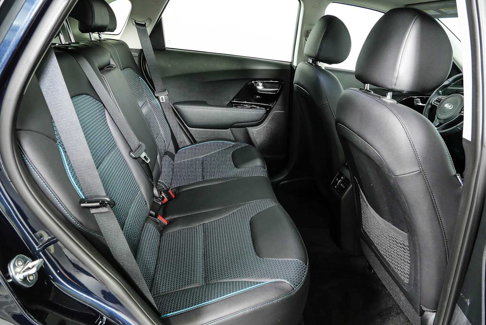 Used 2020 Gravity Blue Kia EX Premium image 23