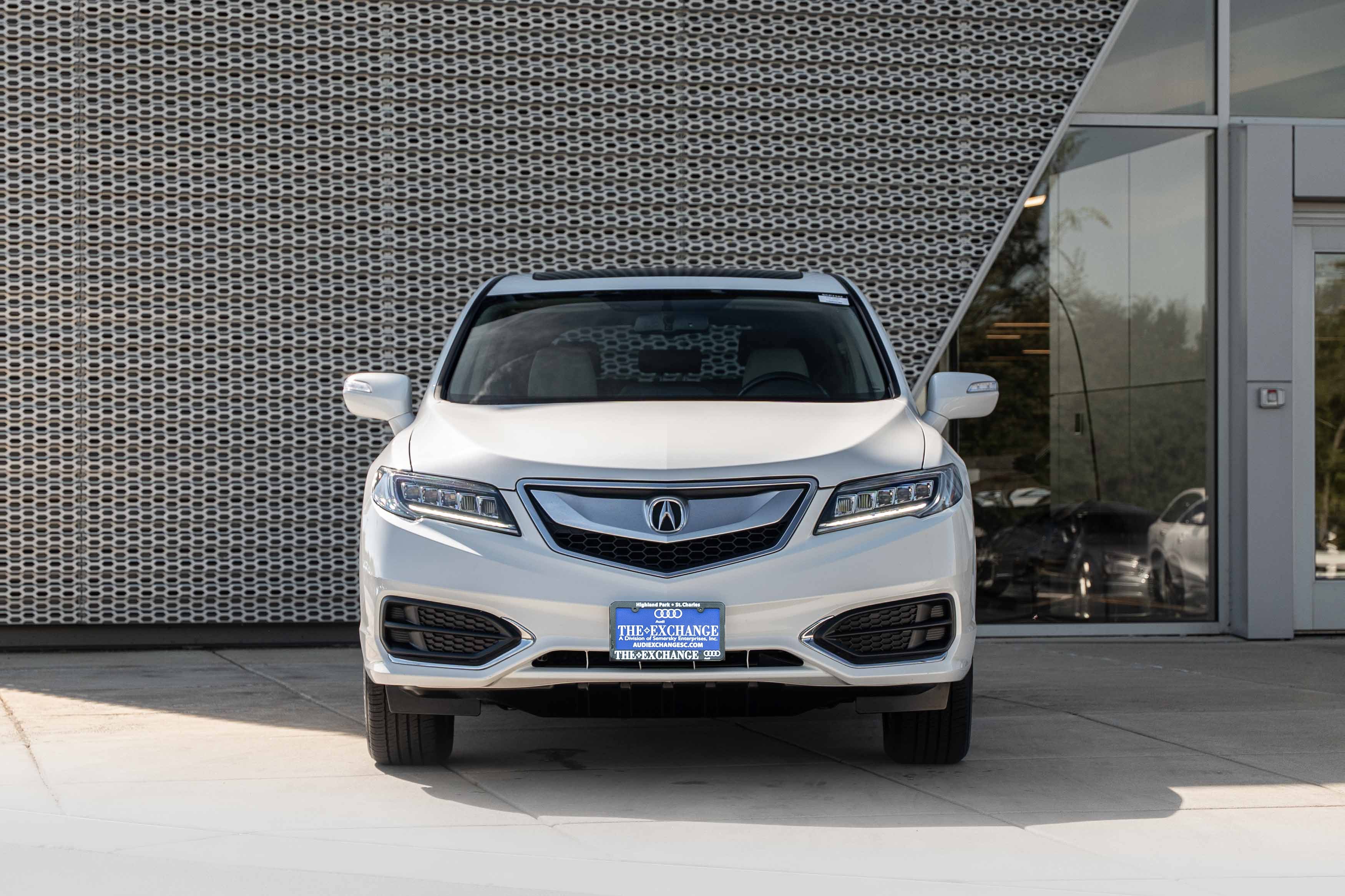 Used 2018 White Diamond Pearl Acura w/Technology Pkg image 28